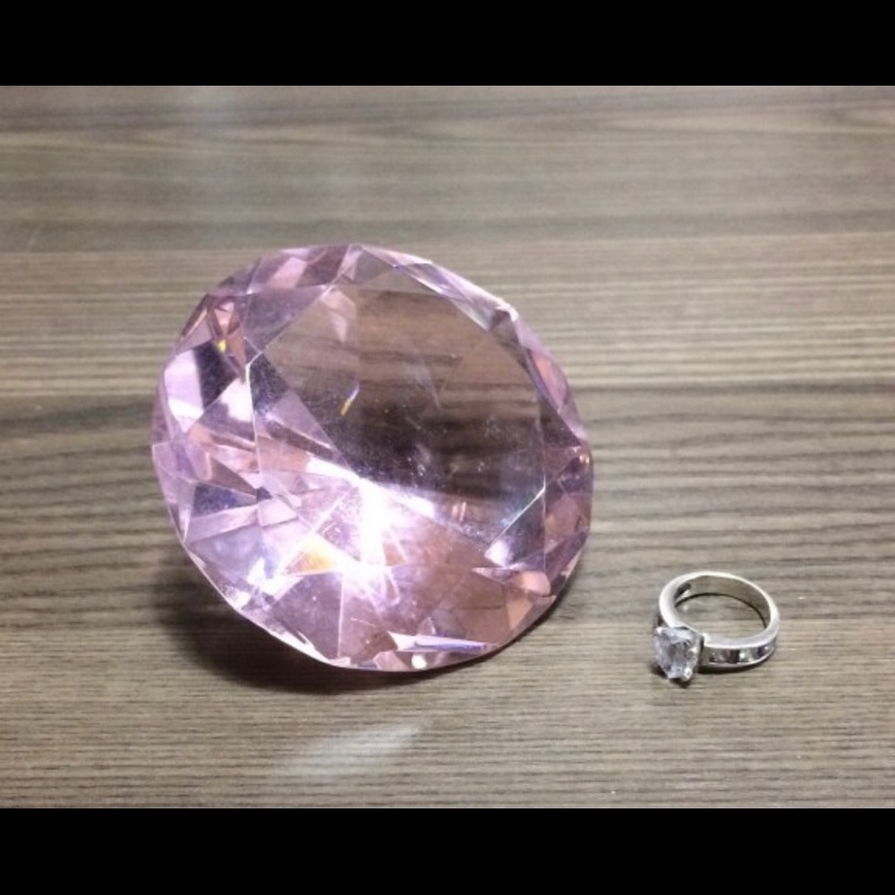 Pink Diamond Decor